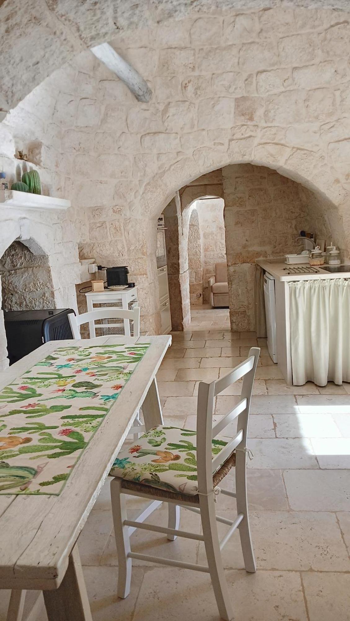 Вилла Trullo Bosco Libero Остуни Экстерьер фото